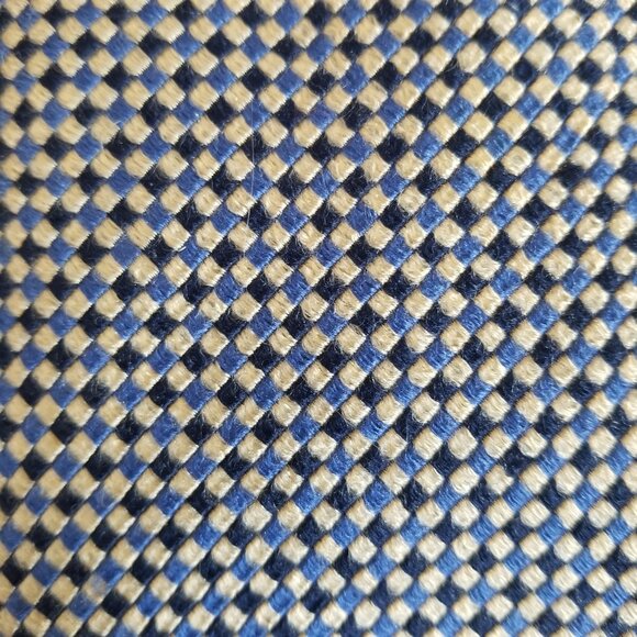 Geoffrey Beene necktie 4" - Picture 1 of 3